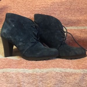 Blue suede White Mountain booties 8.5
